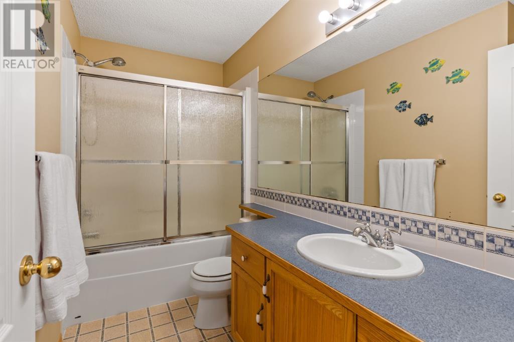Single Family House for Sale in  Discovery Ridge Court SW Discovery Ridge Calgary 