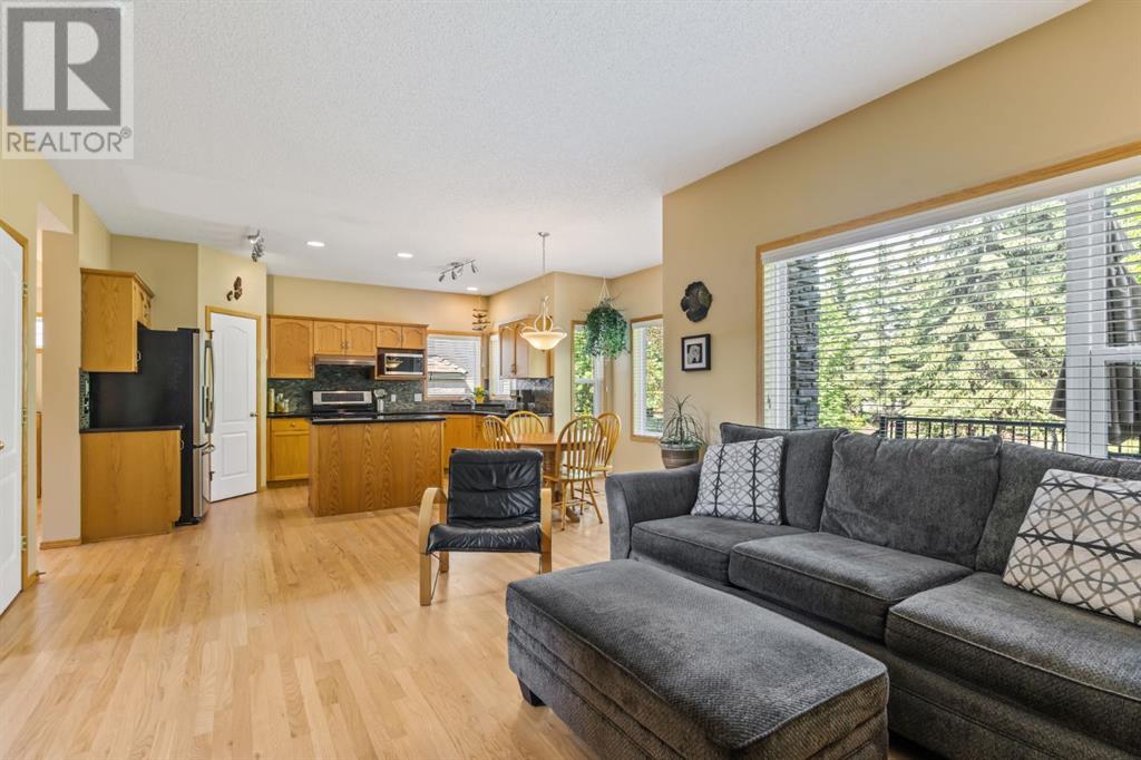 Single Family House for Sale in  Discovery Ridge Court SW Discovery Ridge Calgary 