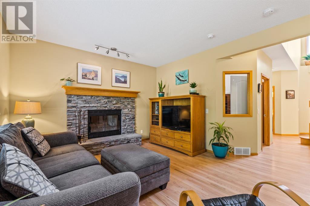 Single Family House for Sale in  Discovery Ridge Court SW Discovery Ridge Calgary 