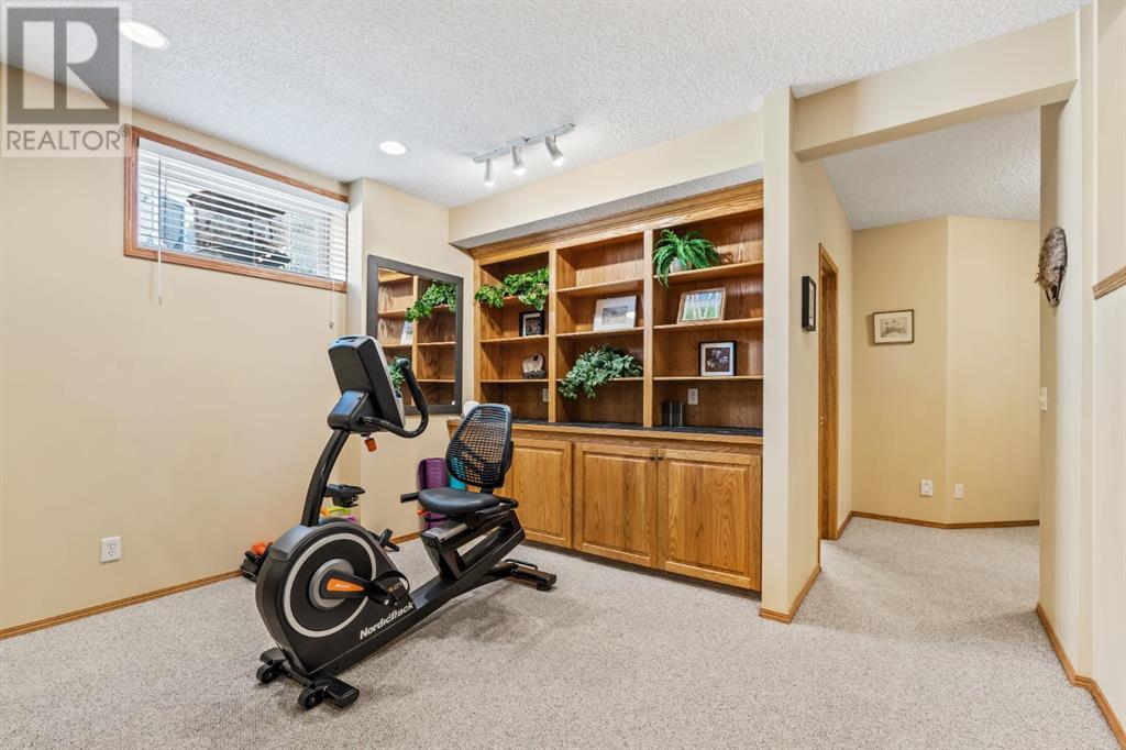 Single Family House for Sale in  Discovery Ridge Court SW Discovery Ridge Calgary 