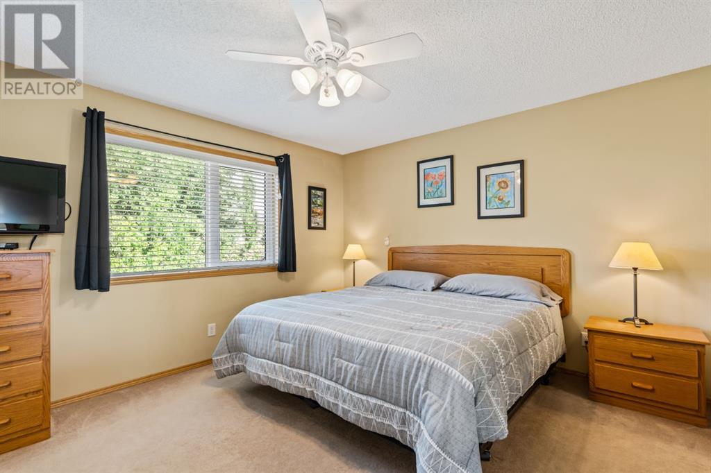 Single Family House for Sale in  Discovery Ridge Court SW Discovery Ridge Calgary 