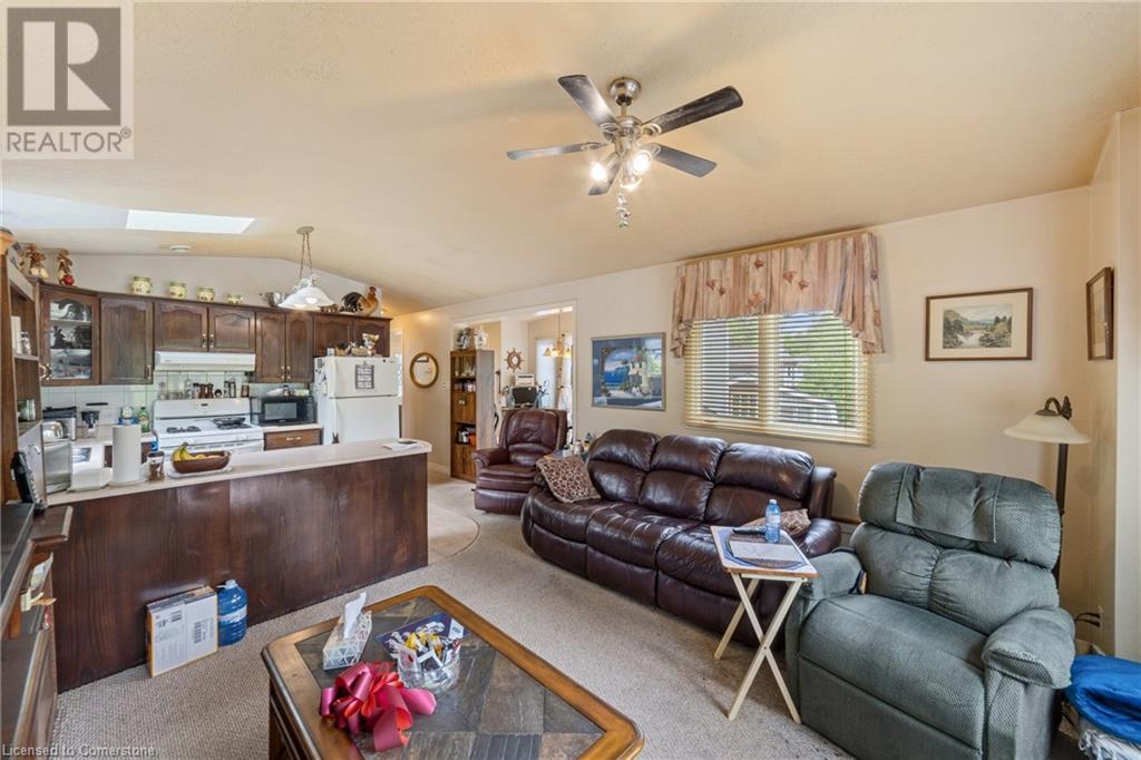 Photo 15 of 16 Pine Road, Puslinch ON