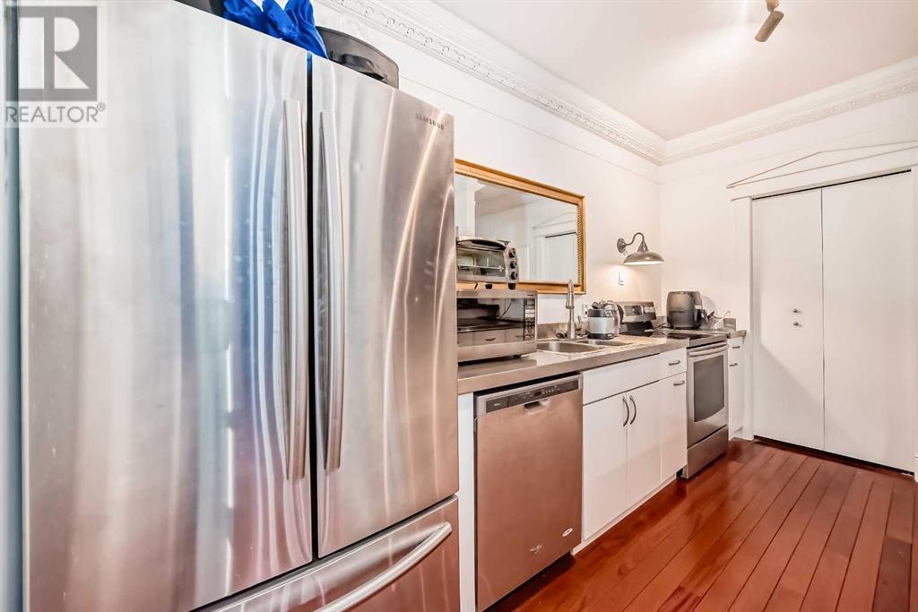 Single Family House for Sale in    Street SW Beltline Calgary 