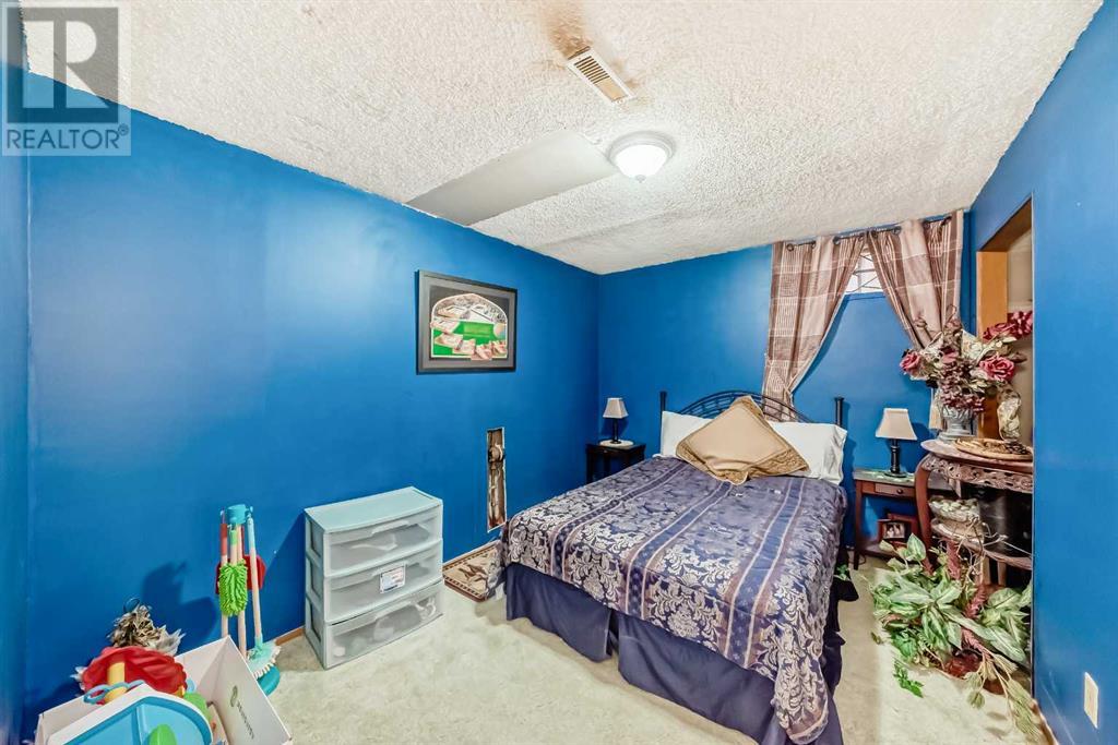 Single Family House Bungalow for Sale in  Maryvale Way NE Marlborough Calgary 