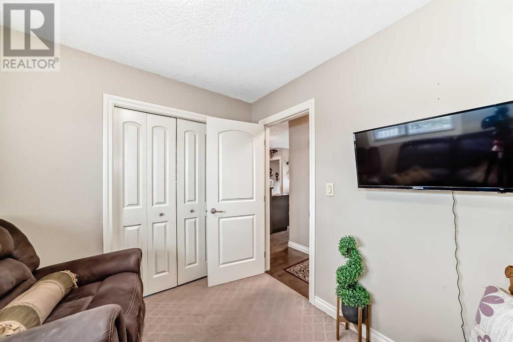 Single Family House Bungalow for Sale in  Maryvale Way NE Marlborough Calgary 