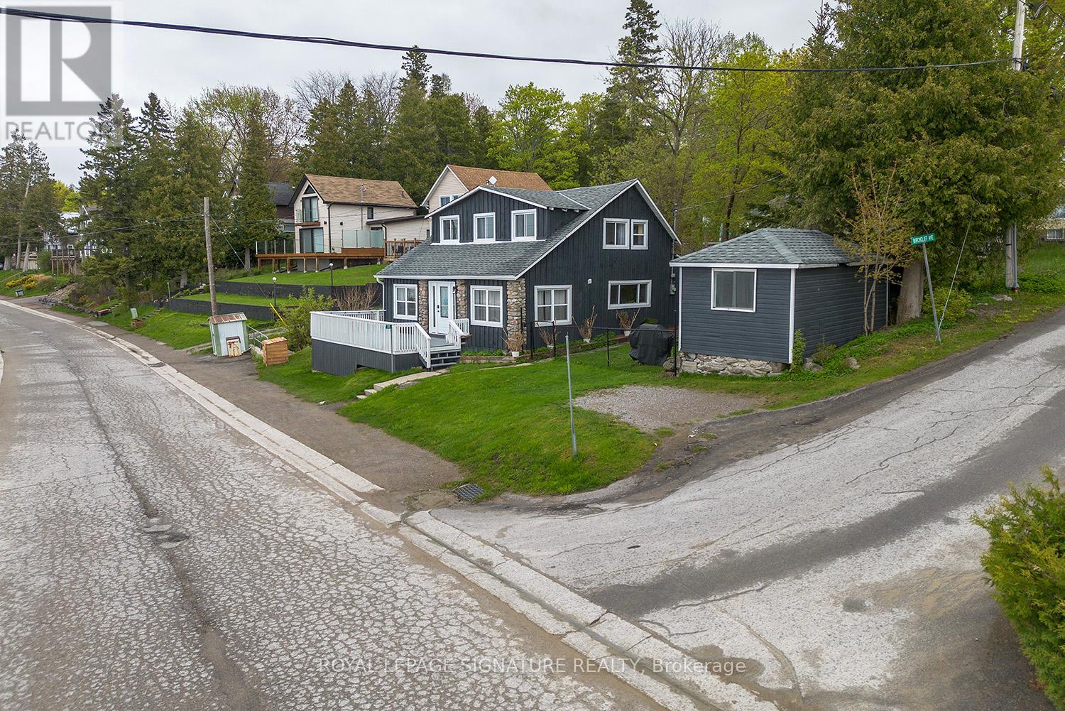 Photo 20 of 111 Hazel Street, Kawartha Lakes ON