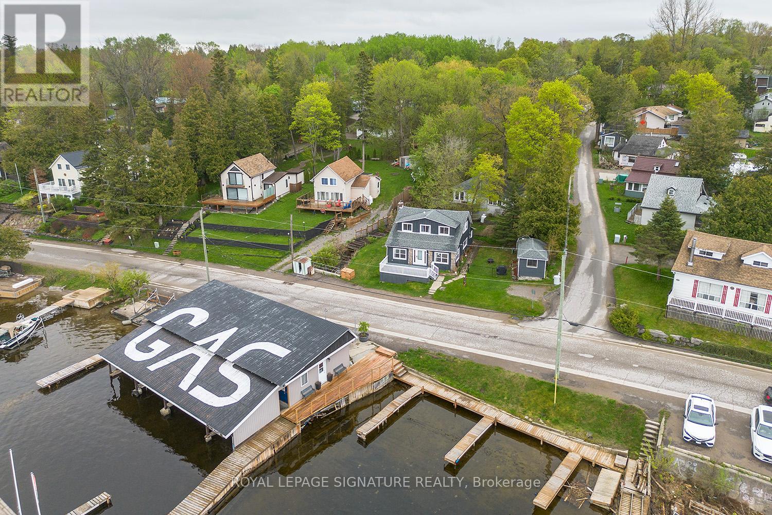 Photo 3 of 111 Hazel Street, Kawartha Lakes ON