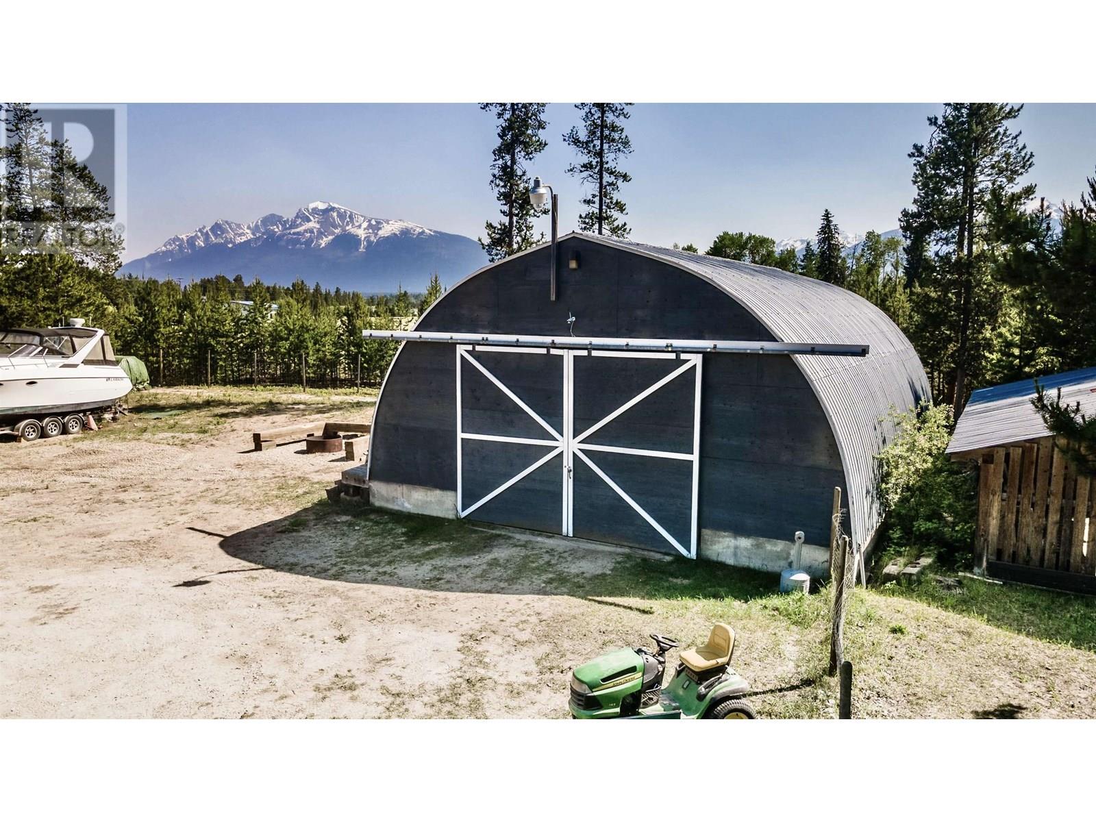 1505 S 5 HIGHWAY, Valemount