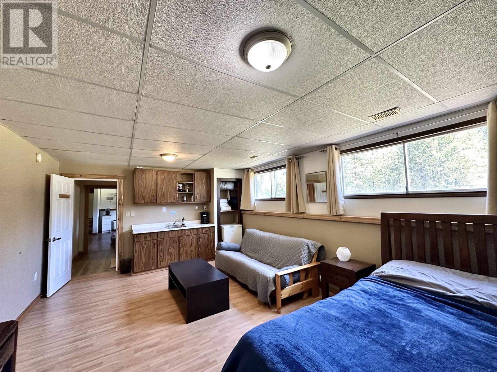 1505 S 5 HIGHWAY, Valemount