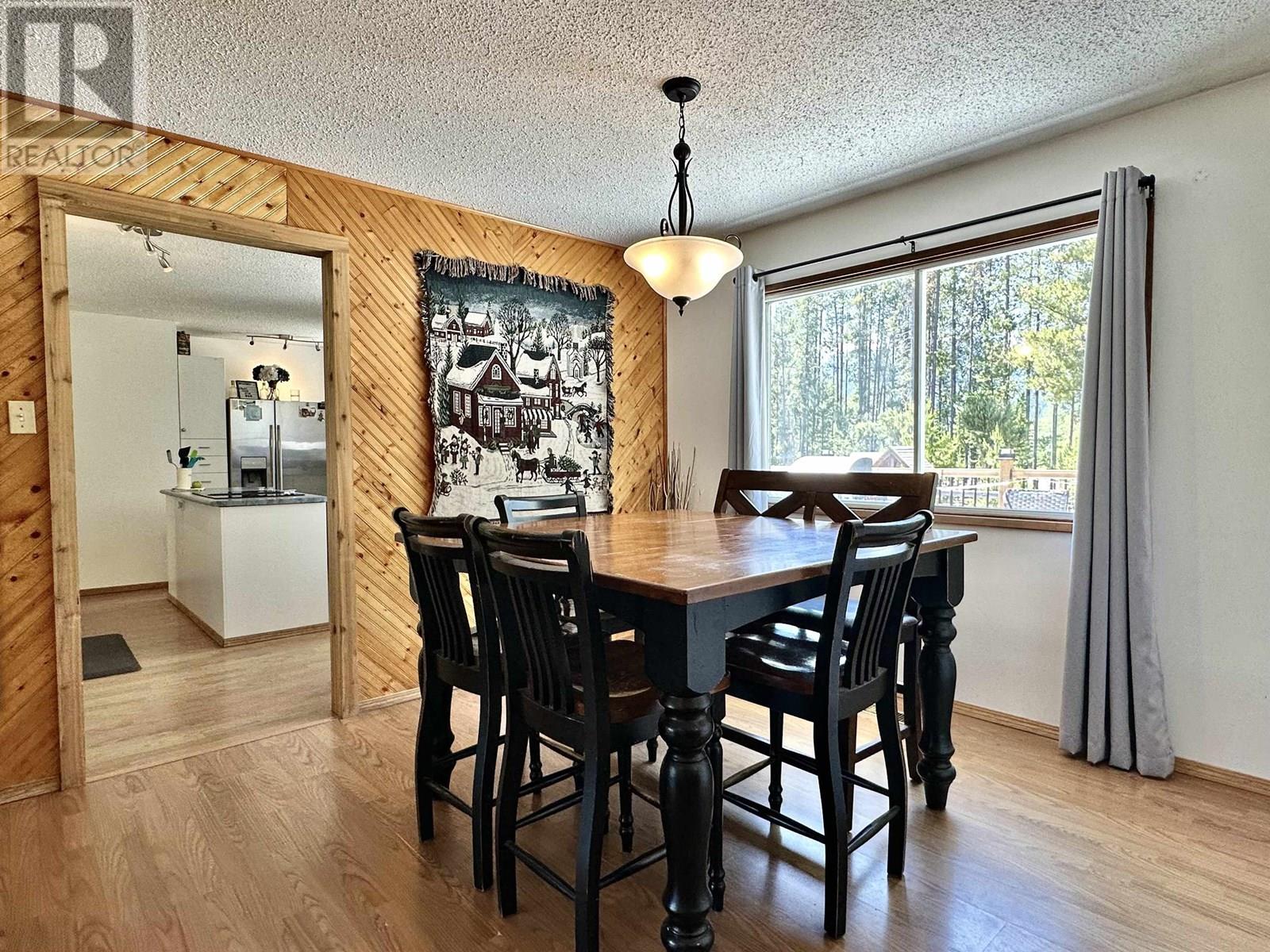1505 S 5 HIGHWAY, Valemount