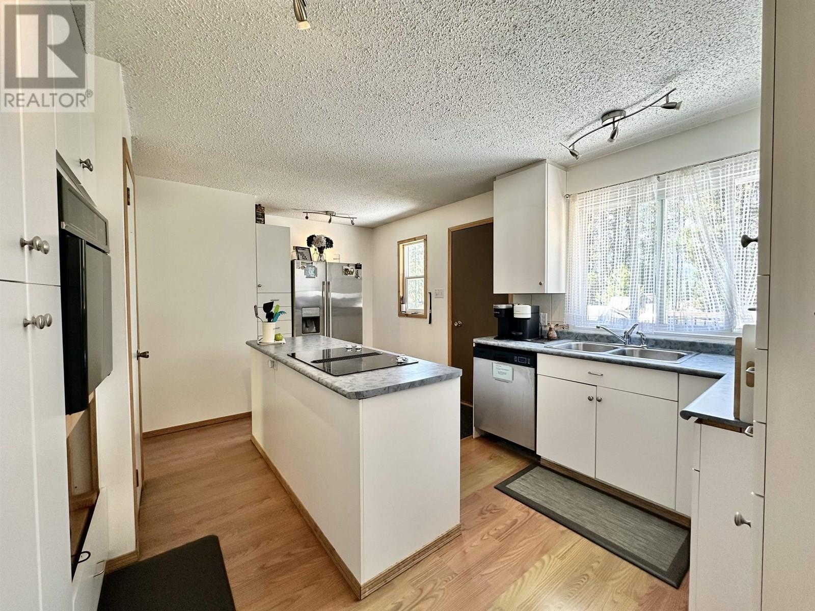 1505 S 5 HIGHWAY, Valemount