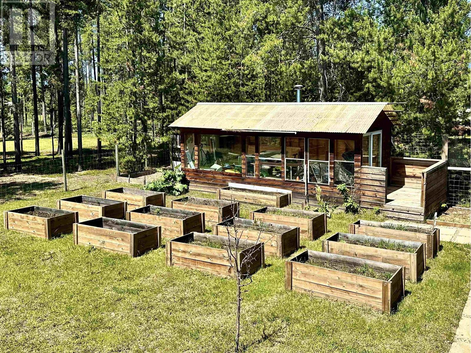 1505 S 5 HIGHWAY, Valemount