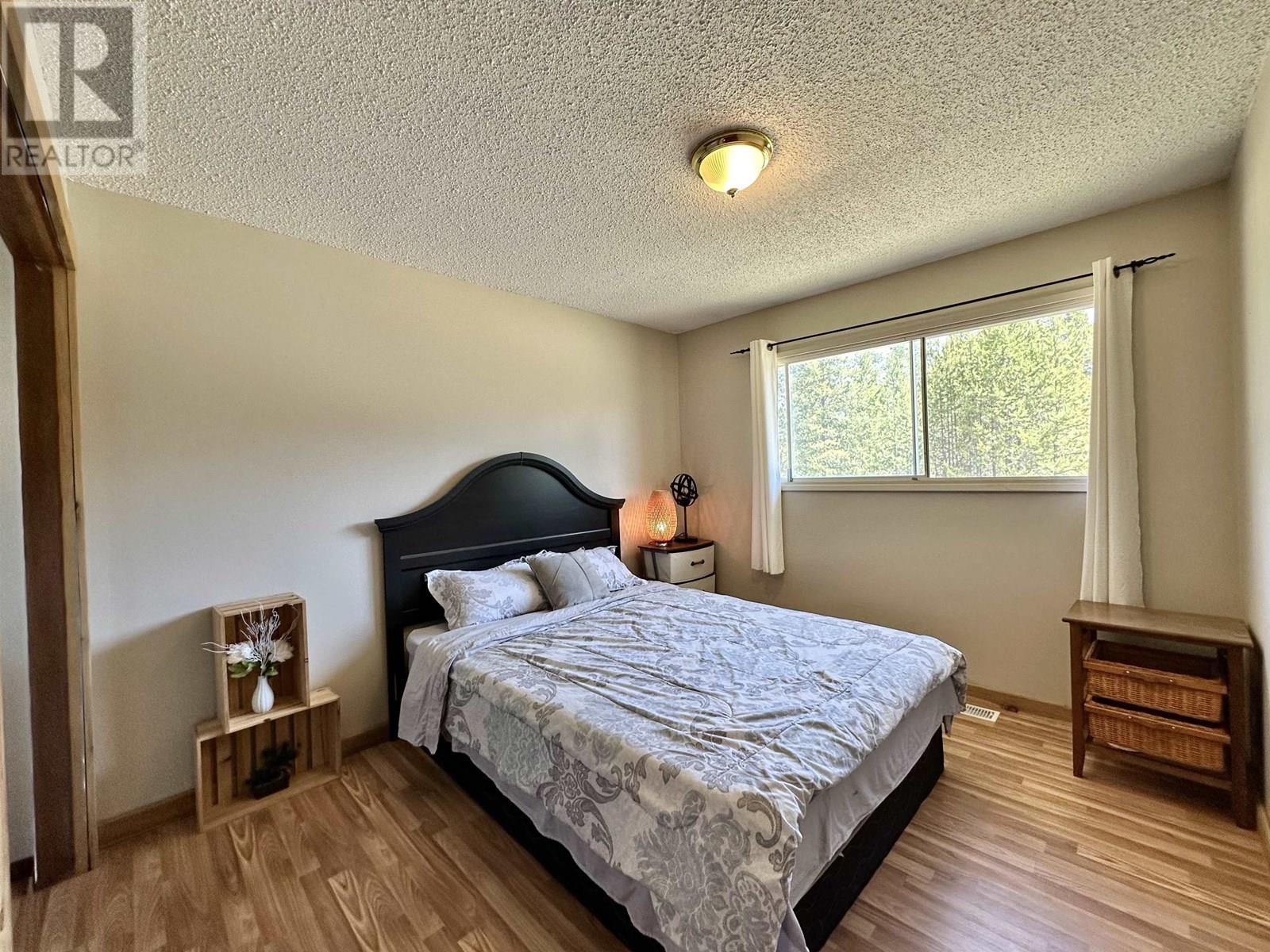 1505 S 5 HIGHWAY, Valemount