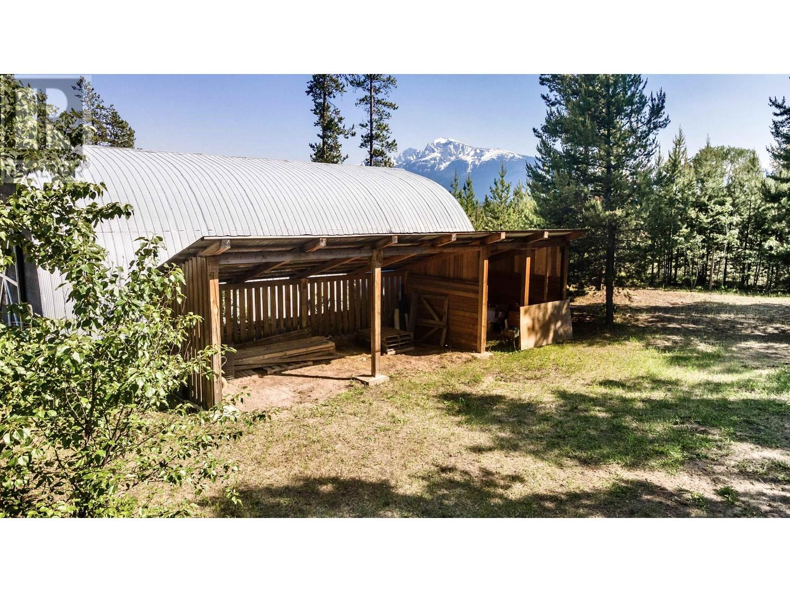 1505 S 5 HIGHWAY, Valemount