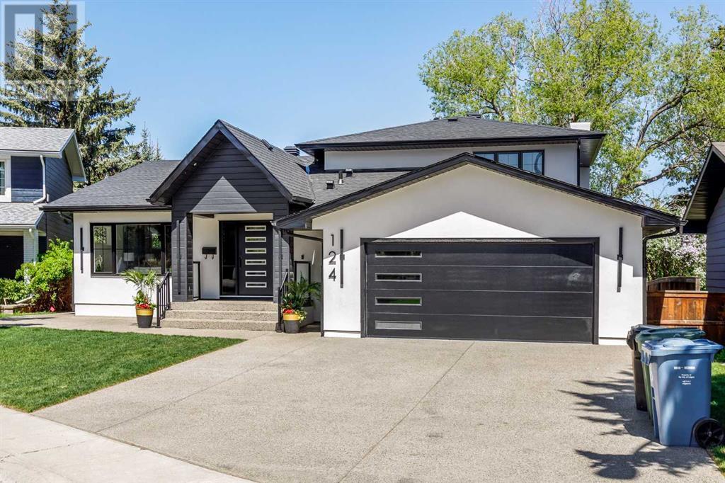 Single Family House for Sale in  Oakhampton Place SW Oakridge Calgary 