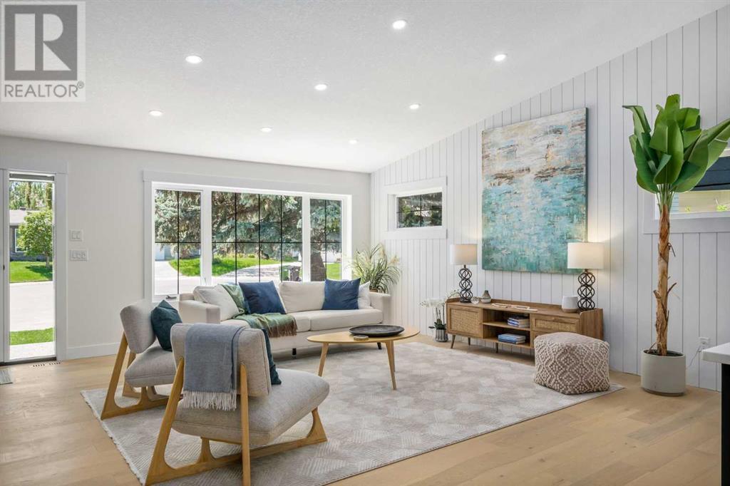 Single Family House for Sale in  Oakhampton Place SW Oakridge Calgary 