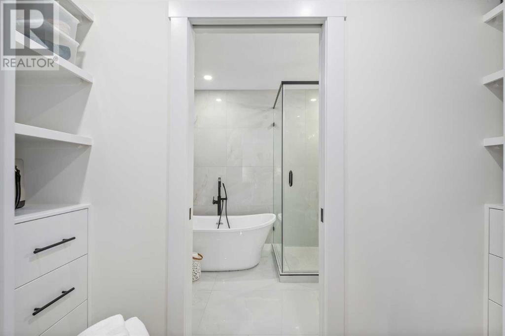 Single Family House for Sale in  Oakhampton Place SW Oakridge Calgary 
