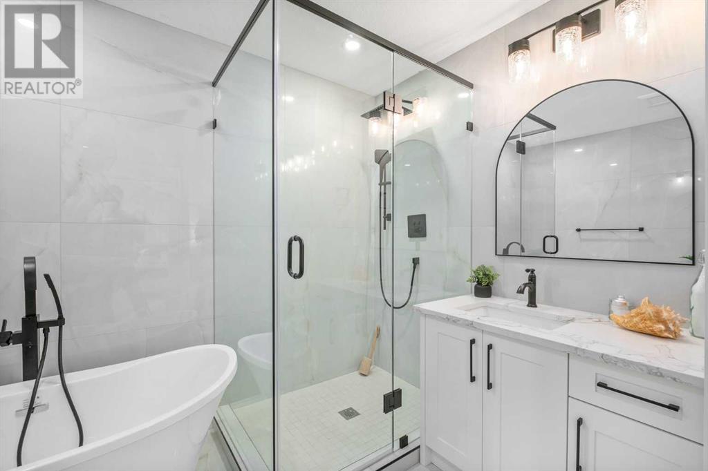 Single Family House for Sale in  Oakhampton Place SW Oakridge Calgary 