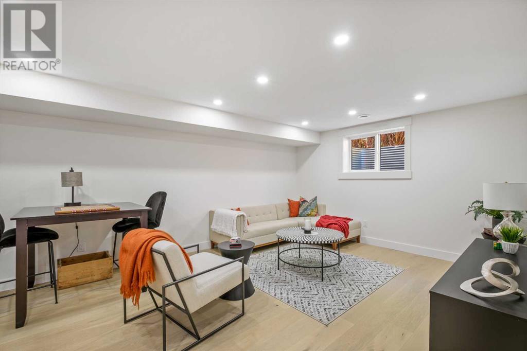 Single Family House for Sale in  Oakhampton Place SW Oakridge Calgary 