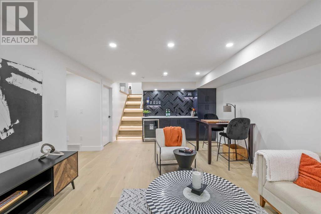Single Family House for Sale in  Oakhampton Place SW Oakridge Calgary 