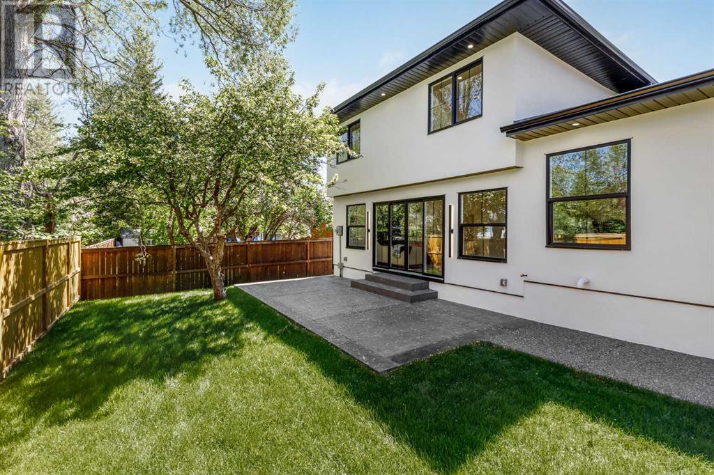 Single Family House for Sale in  Oakhampton Place SW Oakridge Calgary 