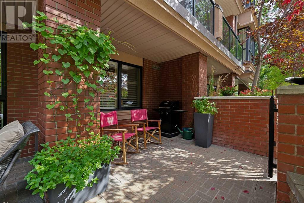 Single Family House for Sale in   A Street SW Cliff Bungalow Calgary 