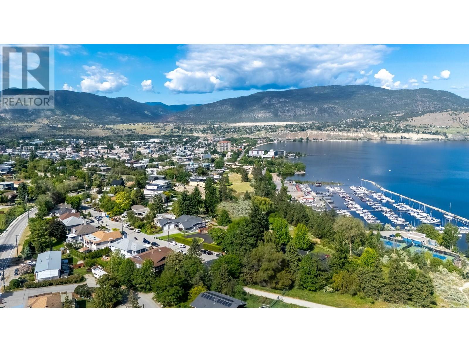 162 VANCOUVER Place, Penticton