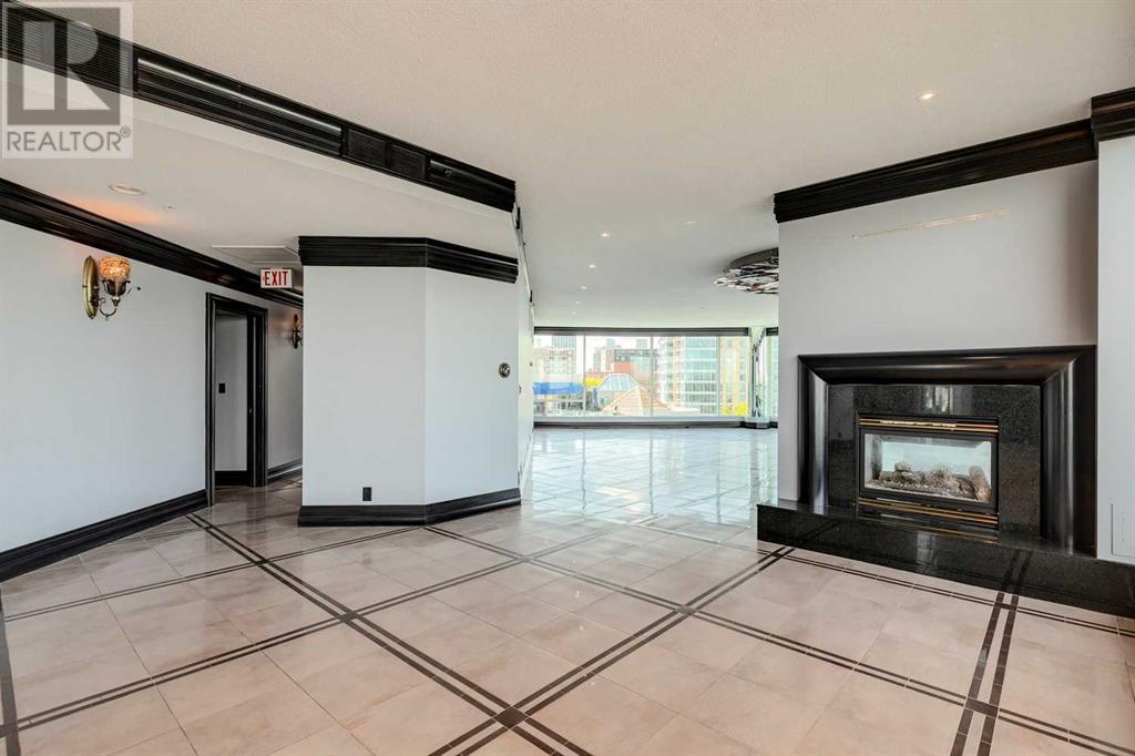 Single Family House for Sale in    Avenue SW Eau Claire Calgary 