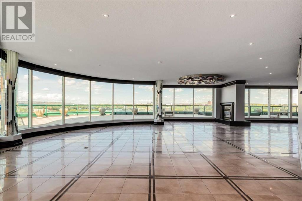Single Family House for Sale in    Avenue SW Eau Claire Calgary 