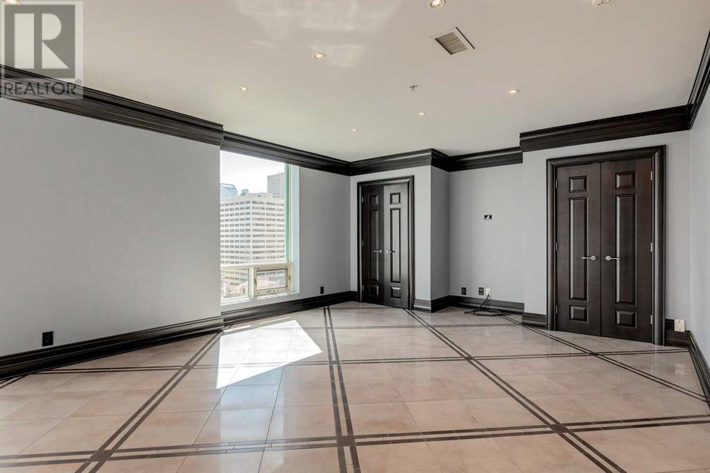 Single Family House for Sale in    Avenue SW Eau Claire Calgary 