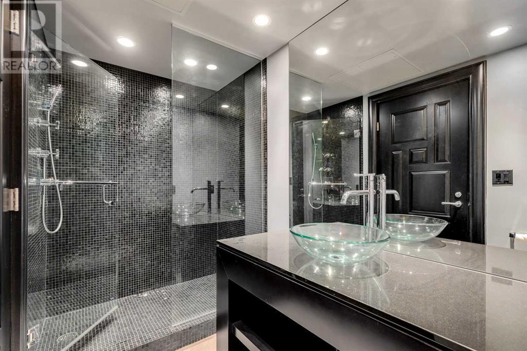 Single Family House for Sale in    Avenue SW Eau Claire Calgary 