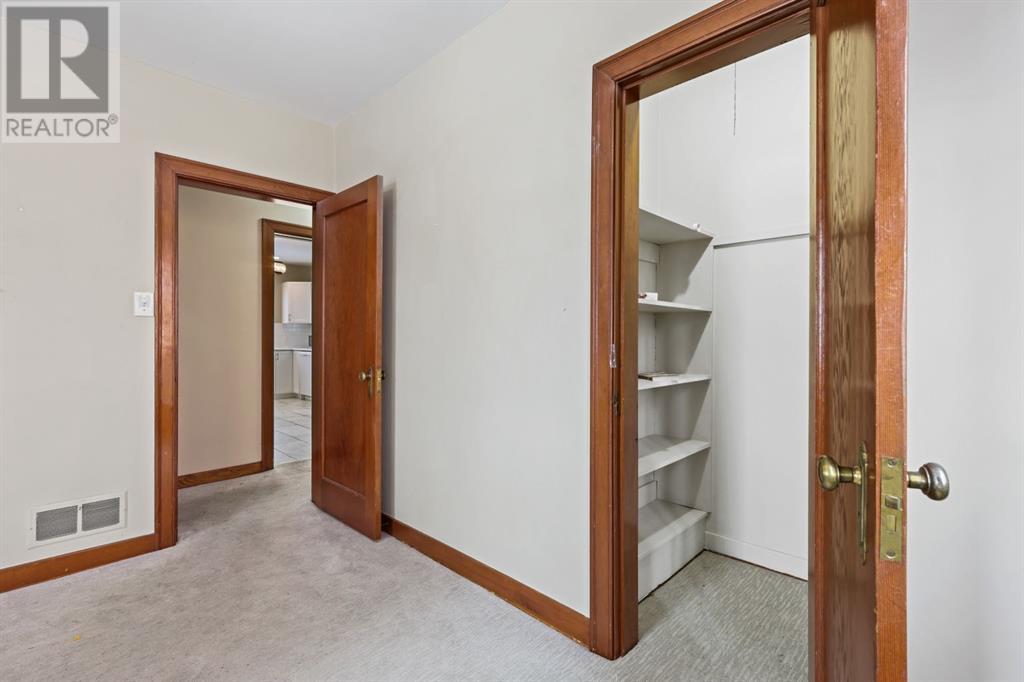 Single Family House Bungalow for Sale in   Avenue SW Elbow Park Calgary 