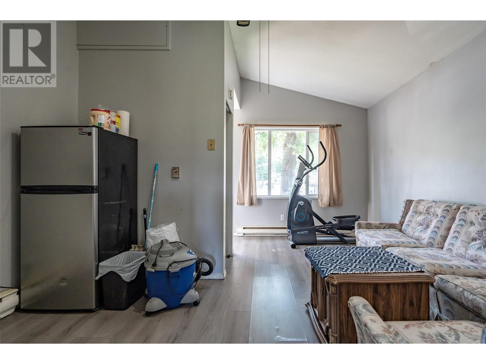 1451 Columbia Avenue - 54