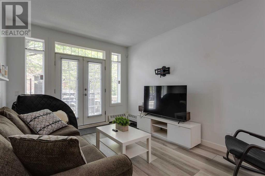 105, 1000 15 Avenue SW, Calgary, Alberta