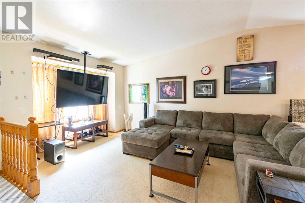 Single Family House Bungalow for Sale in   Street Parkdale Stettler 