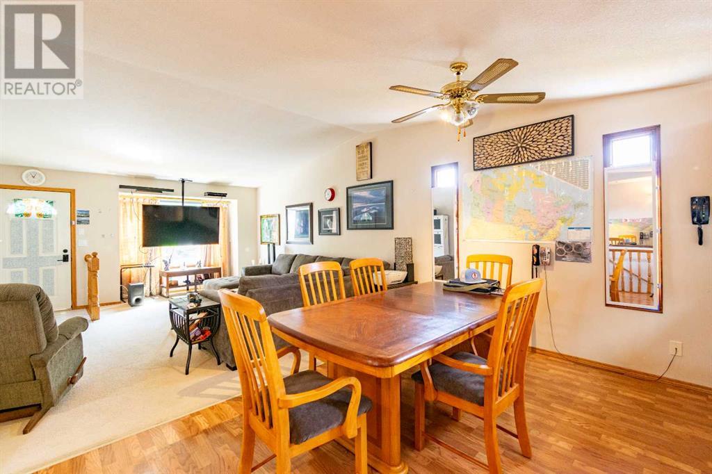 Single Family House Bungalow for Sale in   Street Parkdale Stettler 