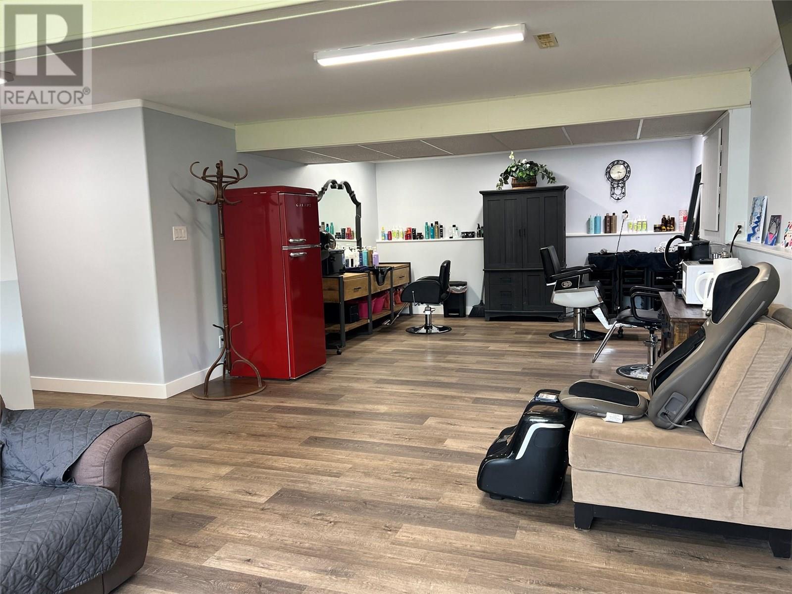 5120 41 Street NE - 35