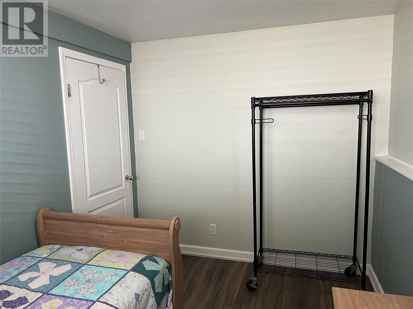 5120 41 Street NE - 38