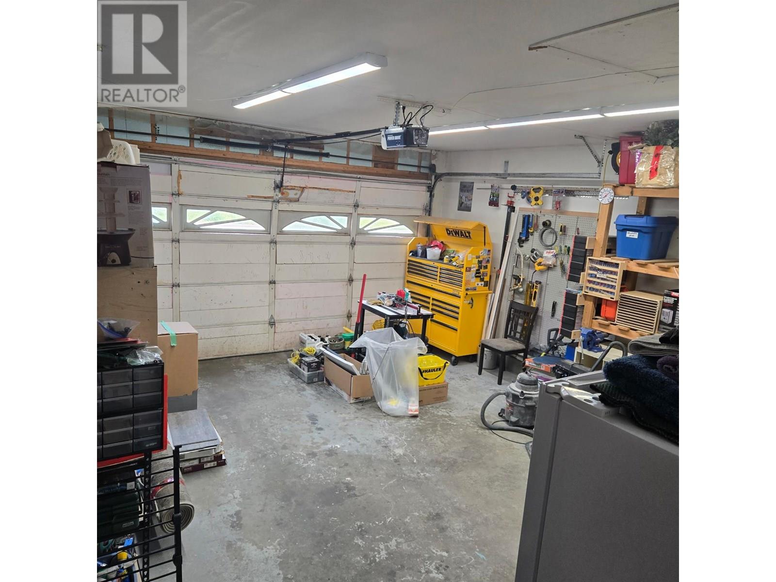 5120 41 Street NE - 61