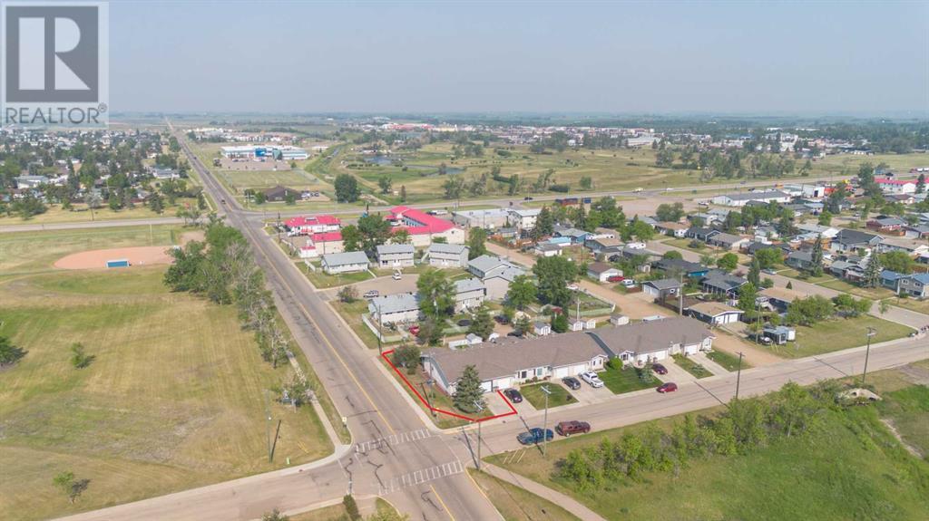 Single Family House Bungalow for Sale in   Street Parkdale Stettler 