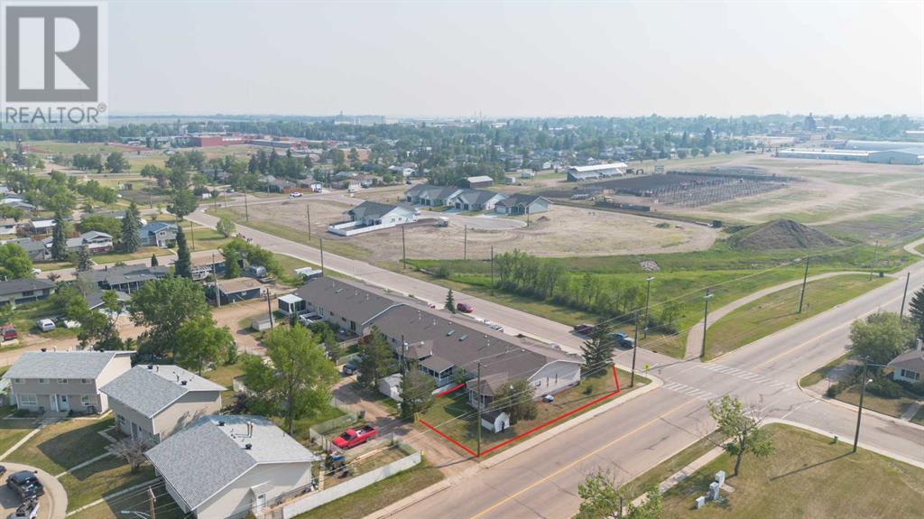 Single Family House Bungalow for Sale in   Street Parkdale Stettler 