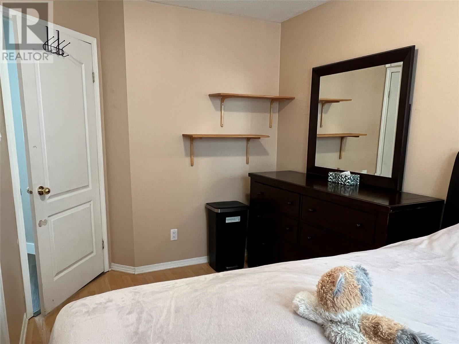5120 41 Street NE - 19
