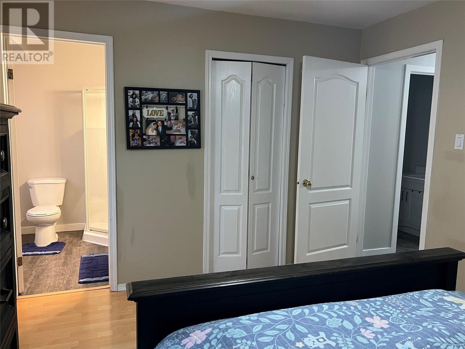 5120 41 Street NE - 26