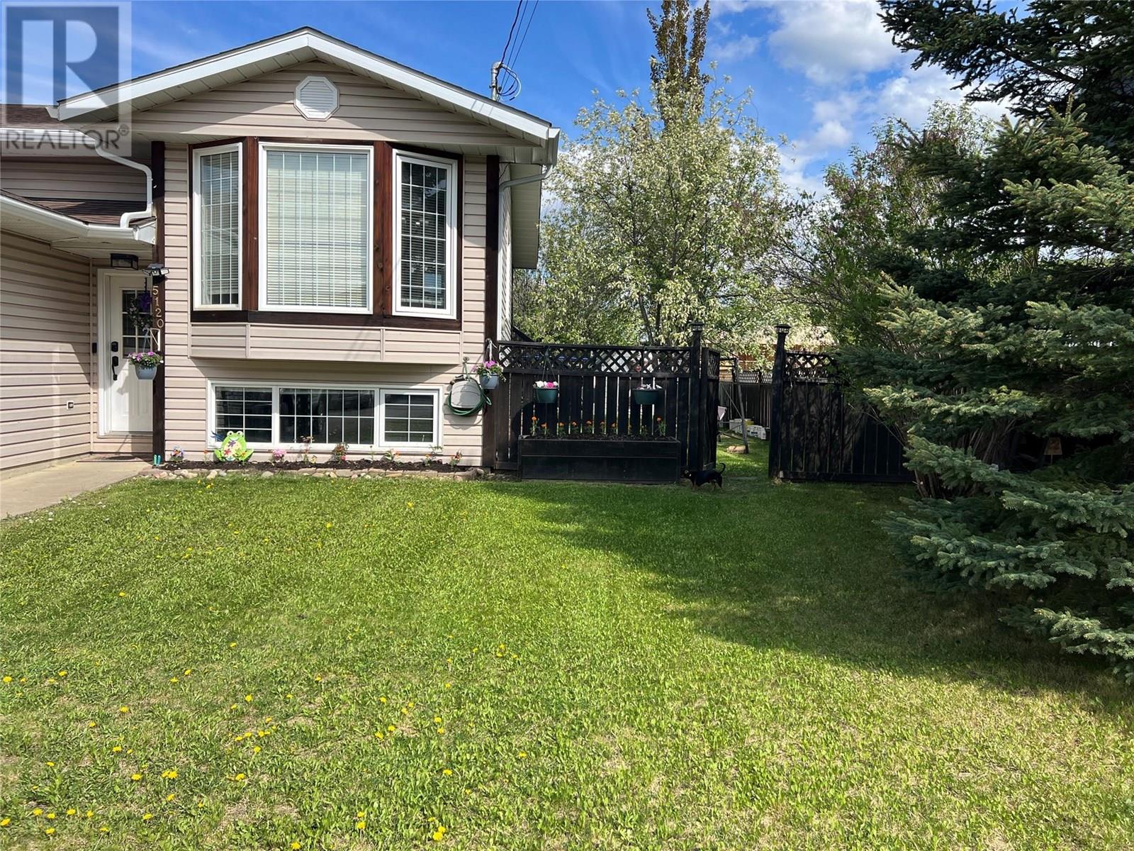 5120 41 Street NE, Chetwynd
