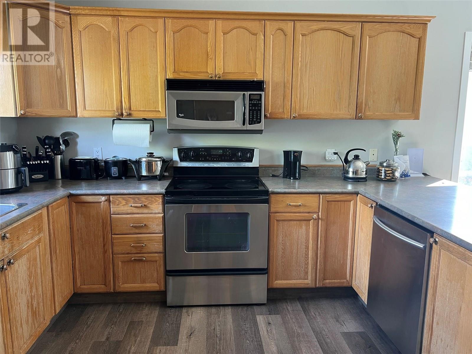 5120 41 Street NE - 9