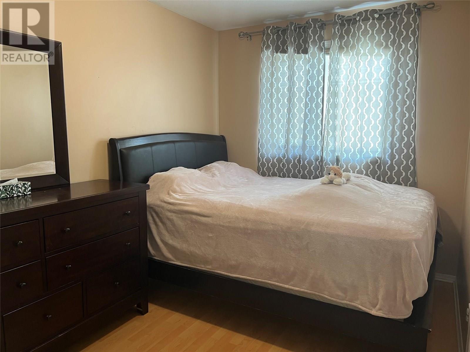 5120 41 Street NE - 18