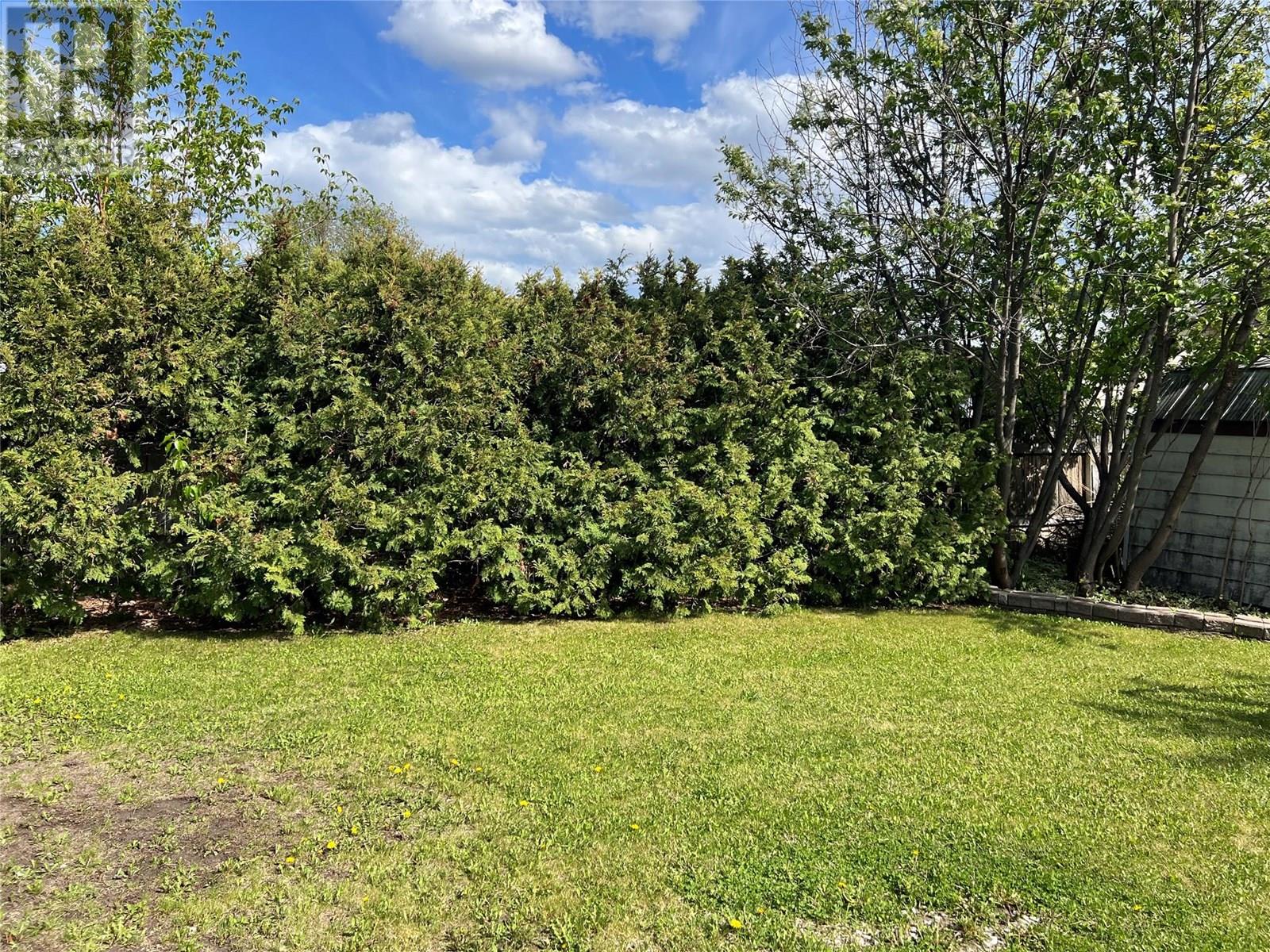 5120 41 Street NE, Chetwynd