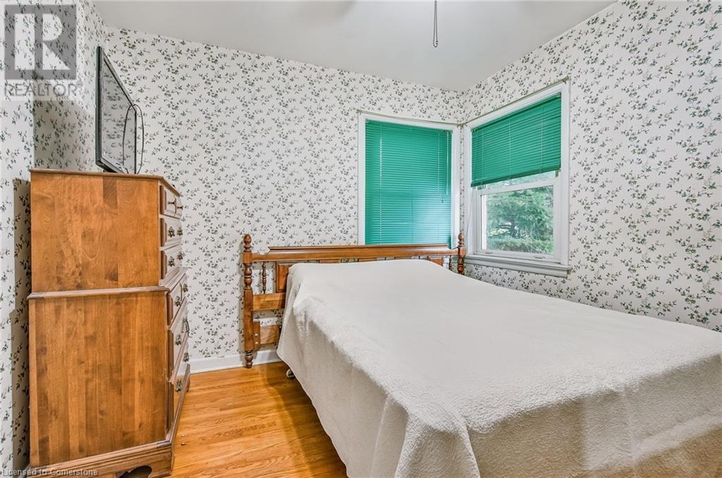 Photo 29 of 379 East 18th Street, Hamilton ON