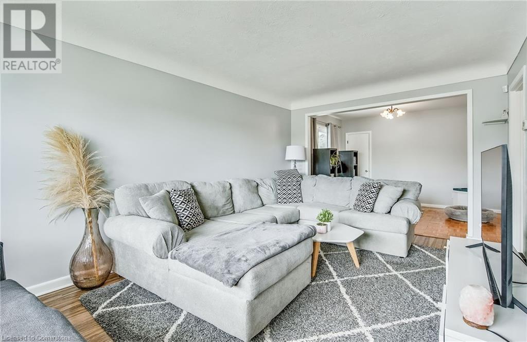 Photo 11 of 379 East 18th Street, Hamilton ON