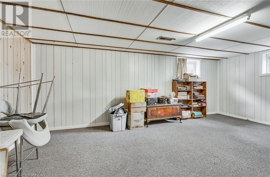Photo 33 of 379 East 18th Street, Hamilton ON